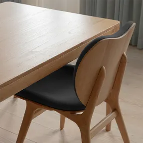 Umage A Conversation Piece Dining Chair