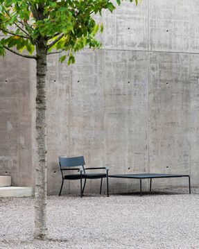 Serax Lounge Chair Aluminium Black August