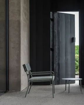 Serax Lounge Chair Aluminium Black August