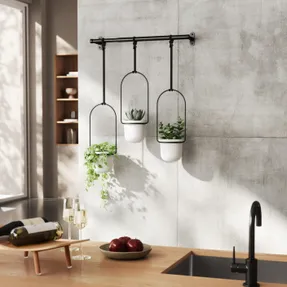 Umbra Triflora-hanging-planter