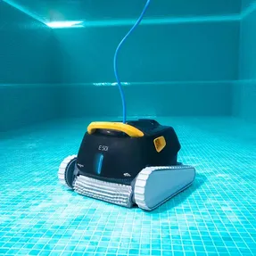 Maytronics Dolphin E50i Pool Cleaner