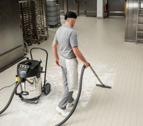 karcher Nt 70/3 Me Tc Wet & Dry Vacuum Cleaner