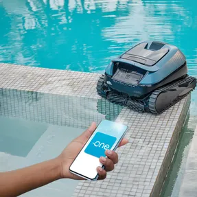 Maytronics Dolphin Eon 100 Pool Cleaner