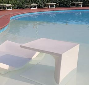 Serralunga Aquaplano Table