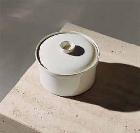 Iittala Pot With Lid 2,3l White