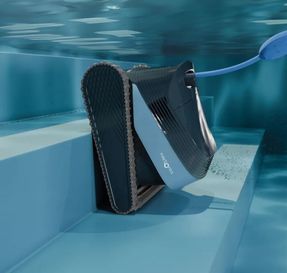 Maytronics Dolphin S3000 Pool Cleaner