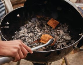 Napoleon Premium 22 Charcoal Kettle Grill
