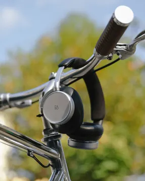 Bang & Olufsen Beoplay-h100 Headphones