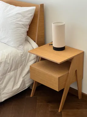 Radis Huh Night Table