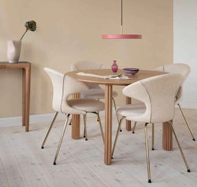 Umage Comfort Circle Dining Table