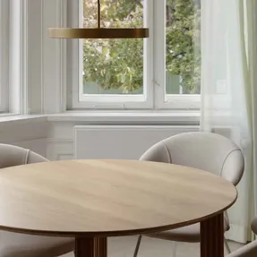 Umage Comfort Circle Dining Table