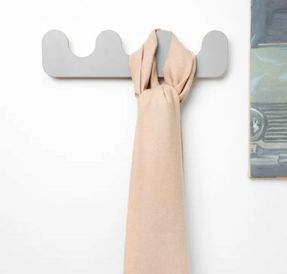 Radis Wall Clothes Rack Drift