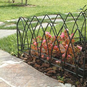 Tenax Goticdecò Gothic Arch Painted Iron Border