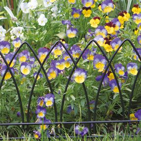 Tenax Goticdecò Gothic Arch Painted Iron Border
