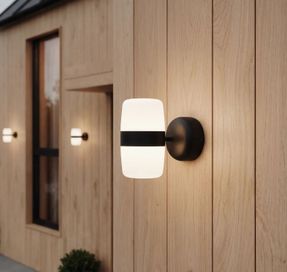 Northern Hall Wall Lamp