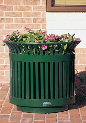 Victor Stanley S-24 Planter