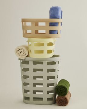 Hay Basket (Recycled)