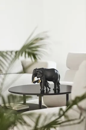 Lladro Leading The Way Sculpture - Black-Gold