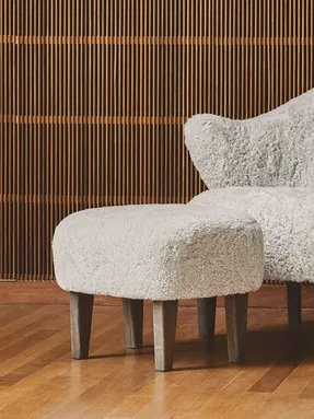 Audo Ingeborg Ottoman