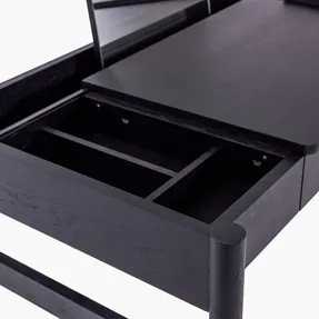 Case Pala Dressing Table