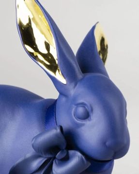 Lladro Attentive Bunny. Blue-Gold Sculpture