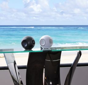Cabasse The Pearl Myuki Speaker
