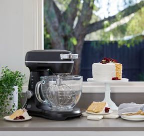Breville The Bakery Chef™ Hand Mixer