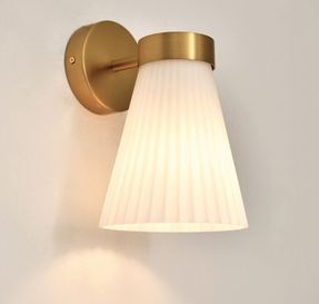 Rossinigroup Bea – Gold Wall Lamp/Plisse Satin
