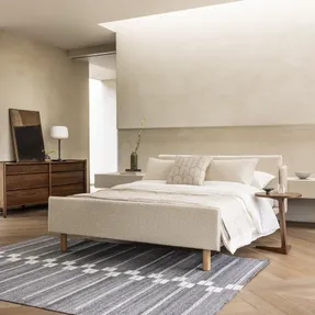 Case Linn Bed