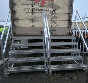 Upside Innovations Semi Truck Steps