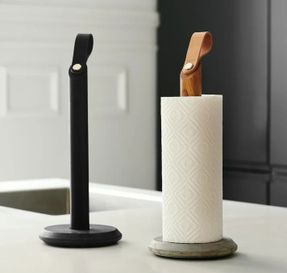 Gejst Grab kitchen roll holder oak