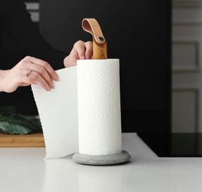 Gejst Grab kitchen roll holder oak