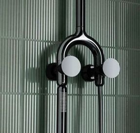 Vitra Liquid Thermostatic Shower Column With Magnetic Hand Shower