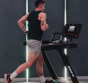Bhfitness RX7 Multimedia G6173TFTTreadmills