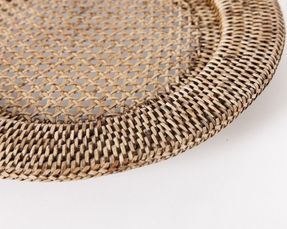 Flamant Togo, Underplate, Reed