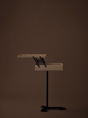 Karakter Comodo Wood Cabinet