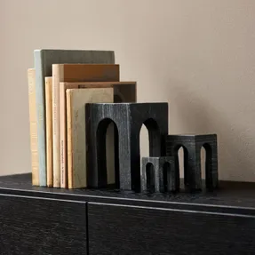 Gejst Arkis bookend black