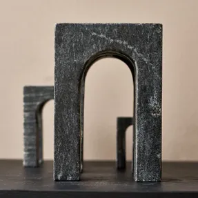 Gejst Arkis bookend black