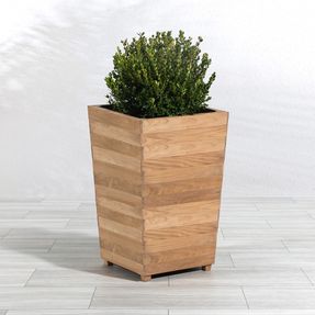Country Casual Teak Studio Tall Square Planter W/ Commercial-Grade Liner