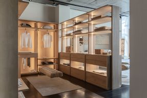 Riva 1920 Avant Open Wardrobes & Walk In Closets