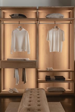 Riva 1920 Avant Open Wardrobes & Walk In Closets