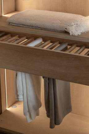 Riva 1920 Avant Open Wardrobes & Walk In Closets