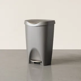 Umbra Brim Step On Trash Can