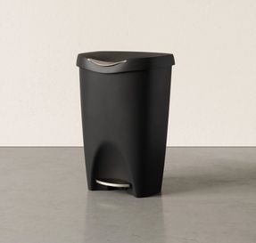 Umbra Brim Step On Trash Can