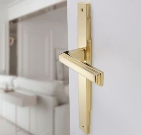 Groel New York Lever Handle Set On An Exclusive Backplate