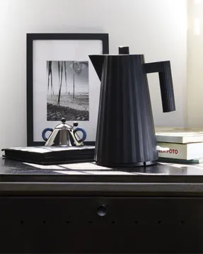 Alessi Plissé Electric Kettle
