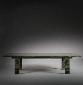 Kreoo Majesty Table