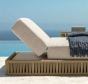 Talenti Cliff Sunbed