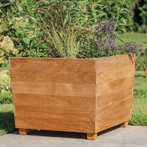Countrycasualteak Studio Small Square Planter W/ Commercial-grade Liner
