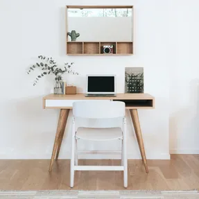 Case Celine Desk